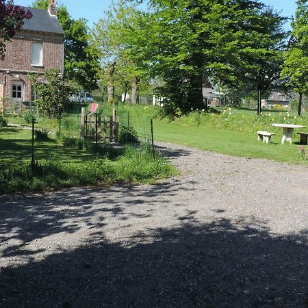Belval Cottages Benouville  Eksteriør billede