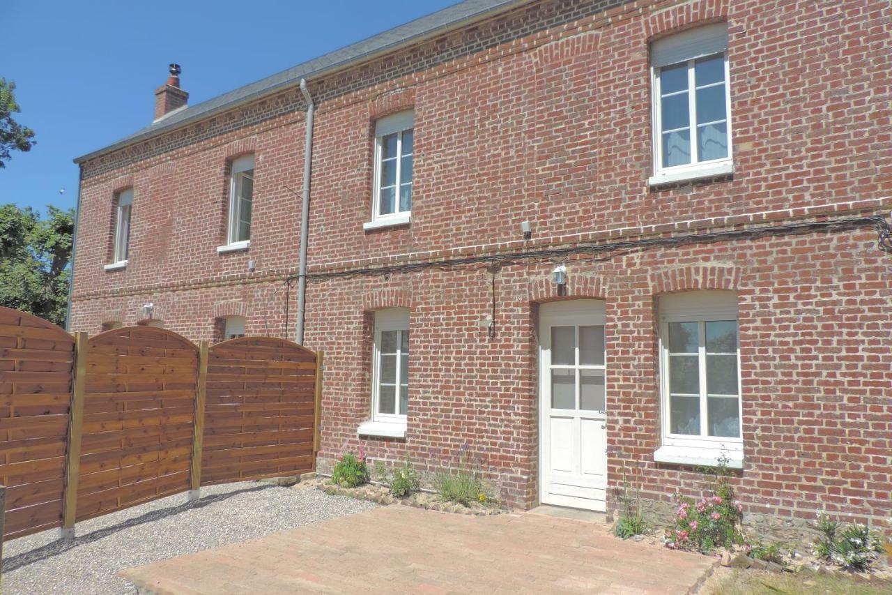 Belval Cottages Benouville  Eksteriør billede